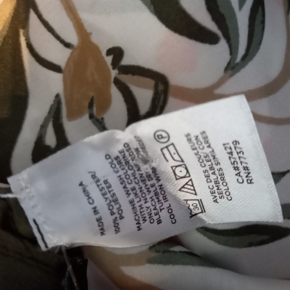 3 for $10: Ann Taylor polyester neck scarf NWT - Picture 4 of 7